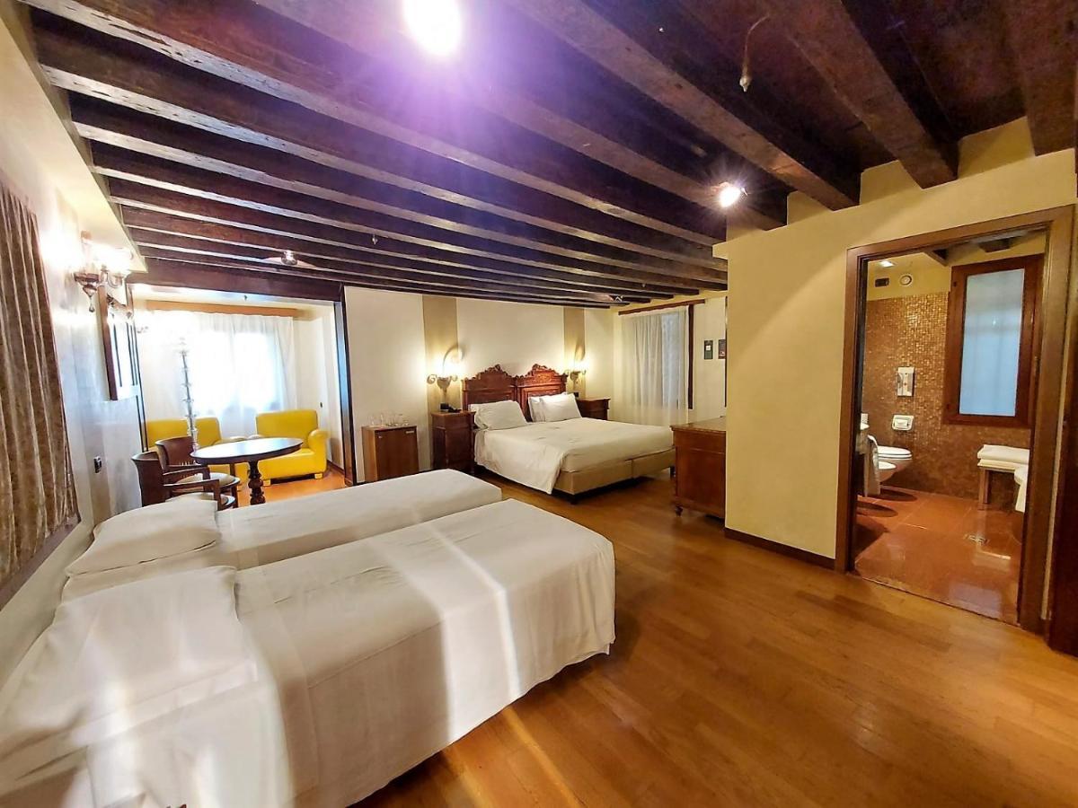 Hotel Saturnia & International Venedig